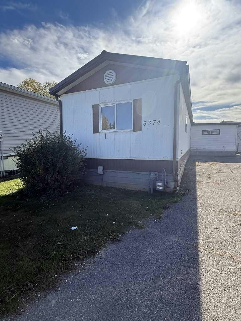 5374 Birch Road, Olds, AB, T4H 1M3