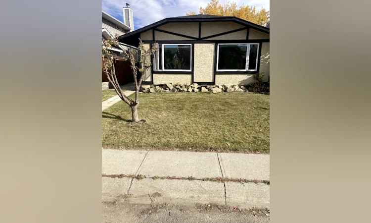 211 Shawcliffe Circle SW