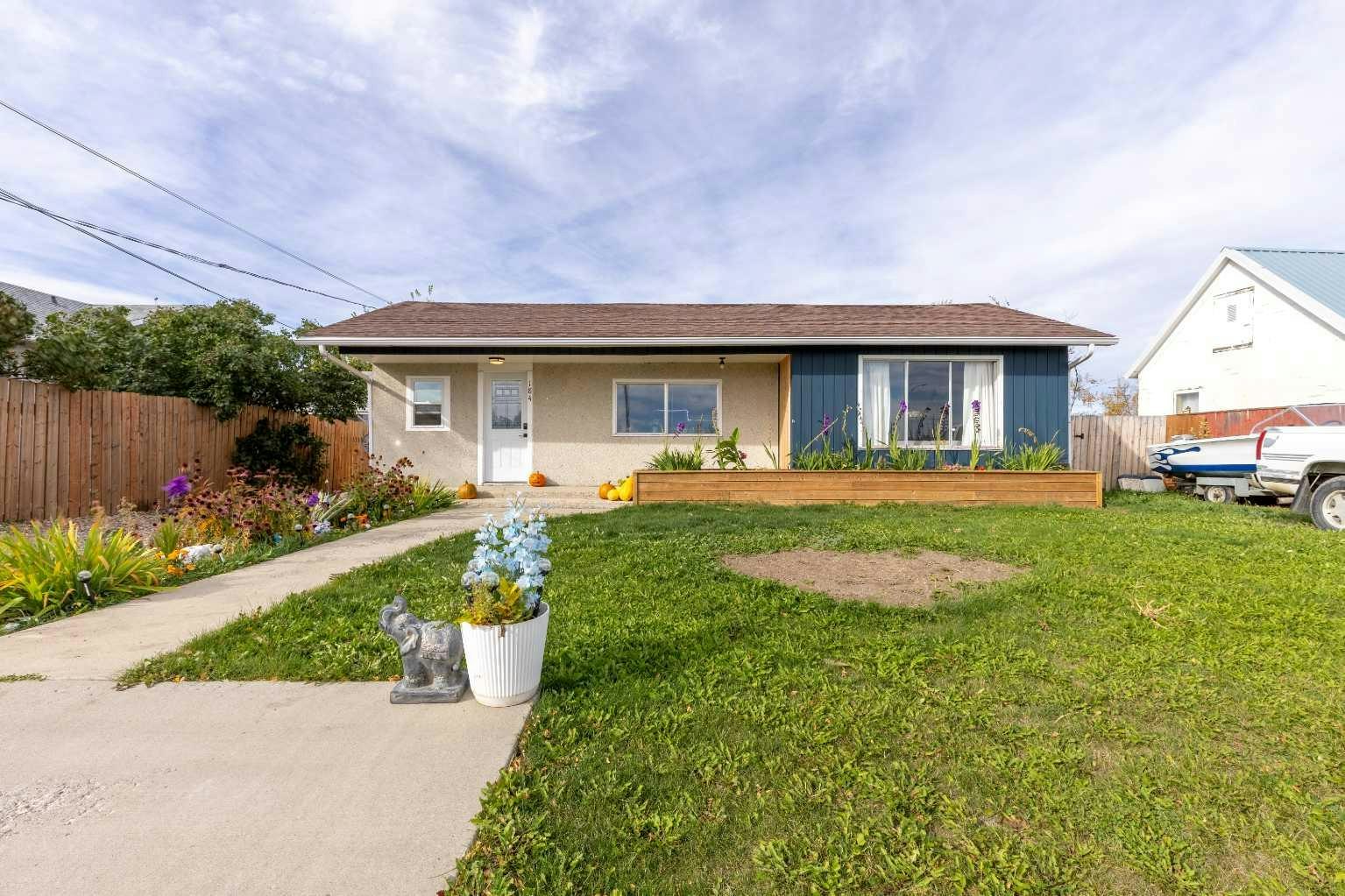 184W 300n, Raymond, AB, T0K 2S0