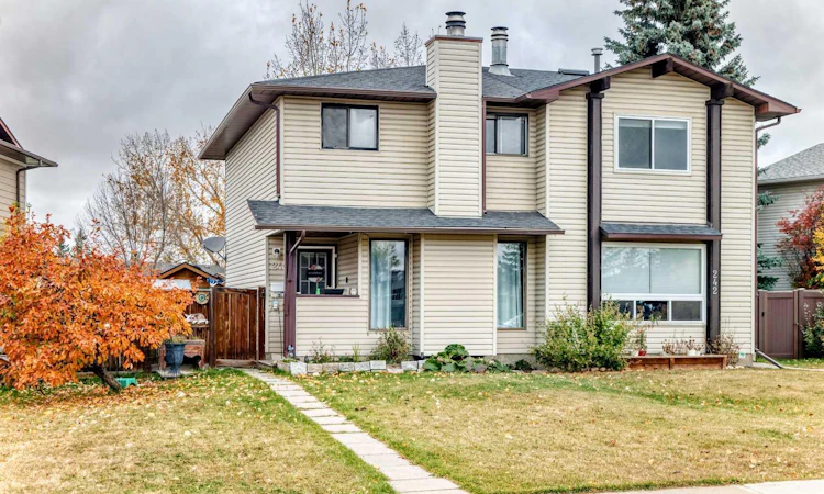 240 Jensen Drive NE