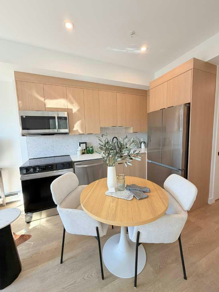 1450 19 Avenue SW, Calgary, AB, T2T 0H9 - 6