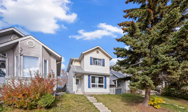 70 Dovercliffe Way