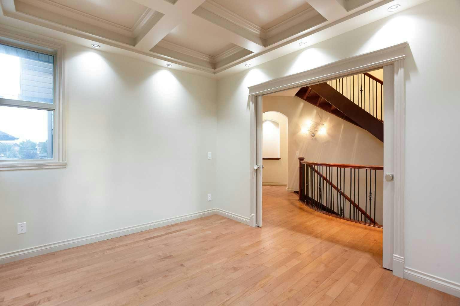 135 Coopers Hill SW - 5