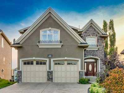 135 Coopers Hill SW - 2