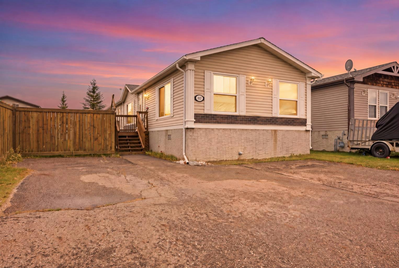 117 Elm Street, Fort Mcmurray, AB, T9K 0G8