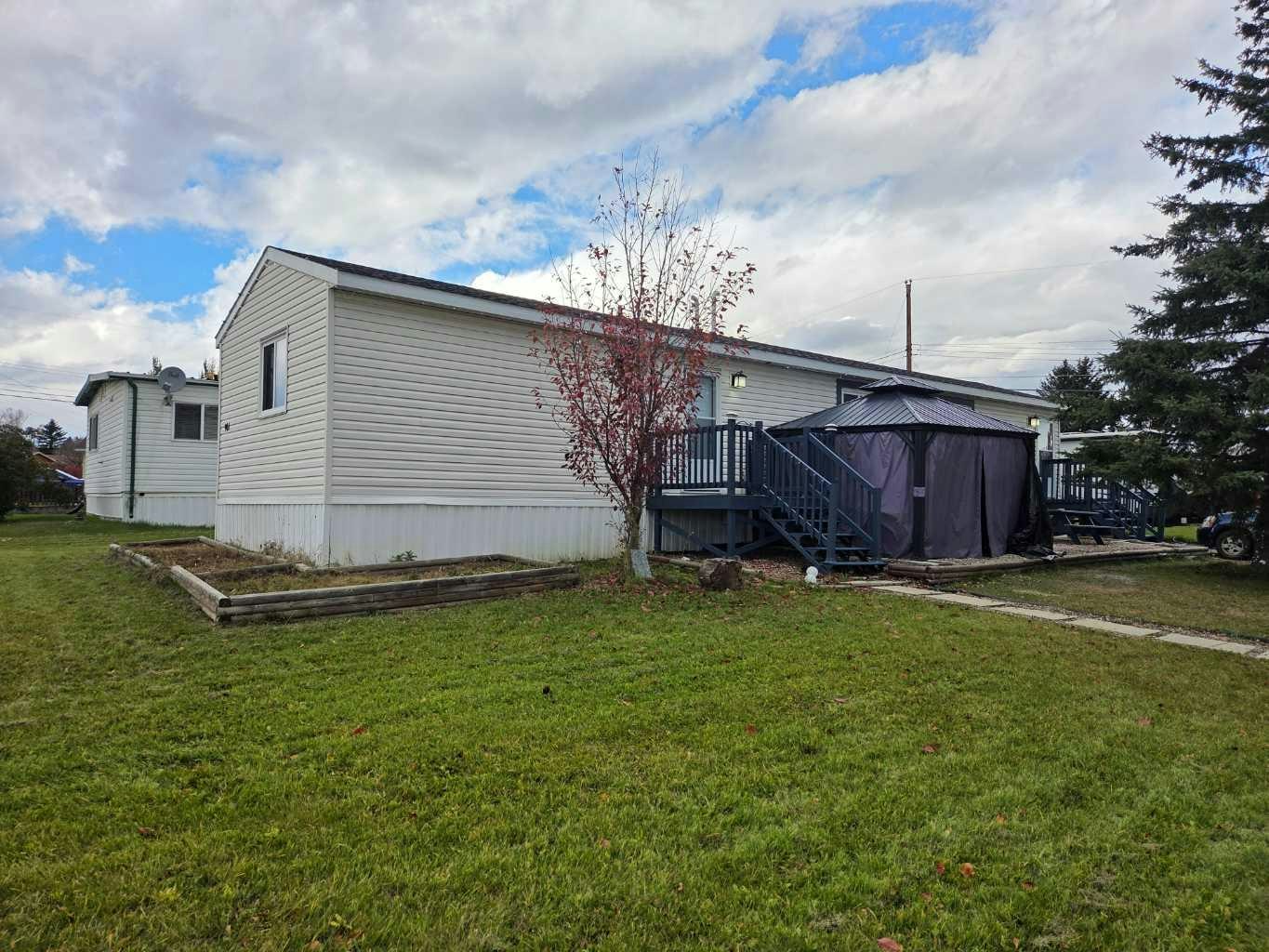 901 52 Street, Edson, AB, T7E 1K4