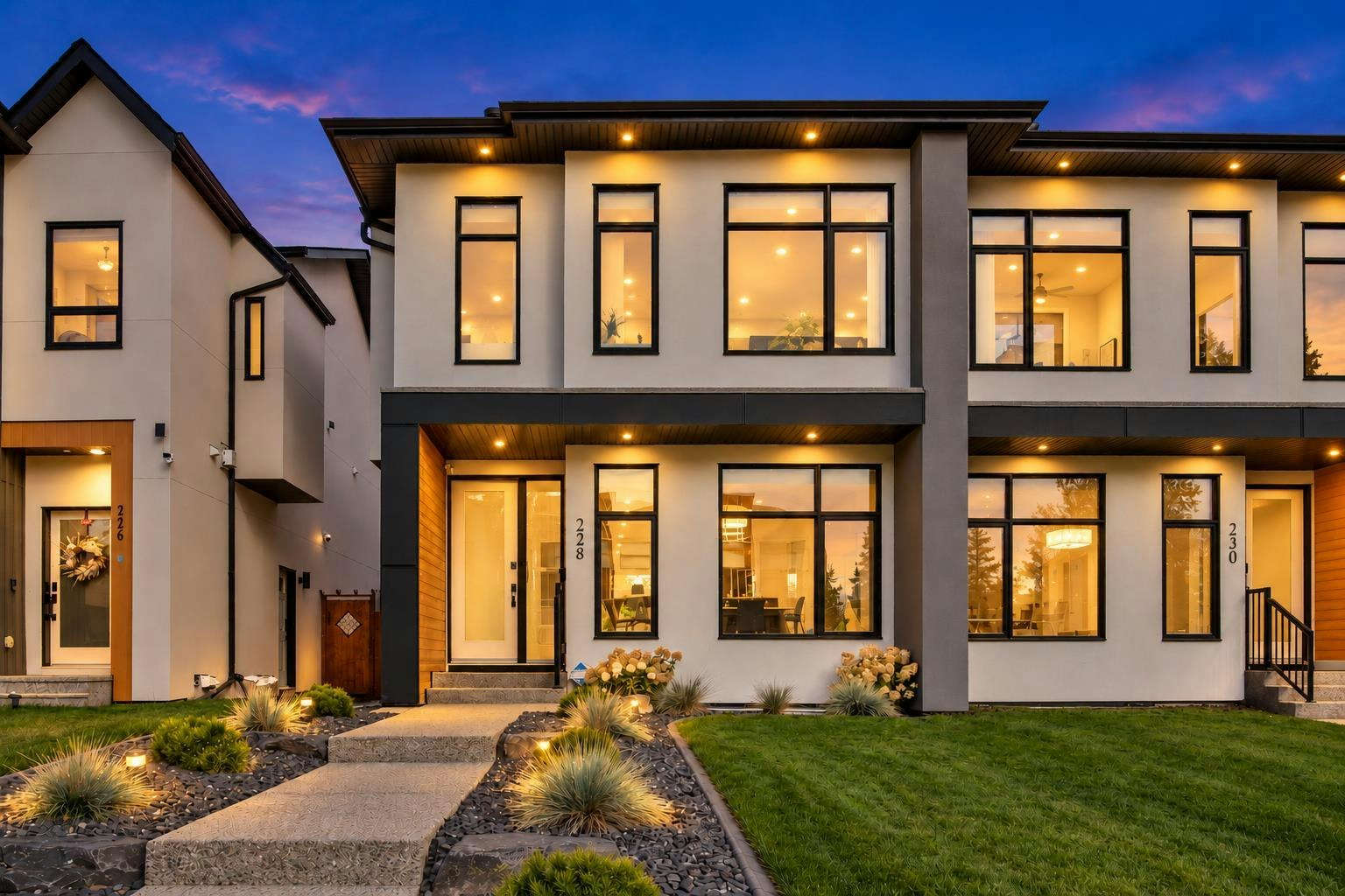 228 33 Avenue NE, Calgary, AB, T2E 2H6