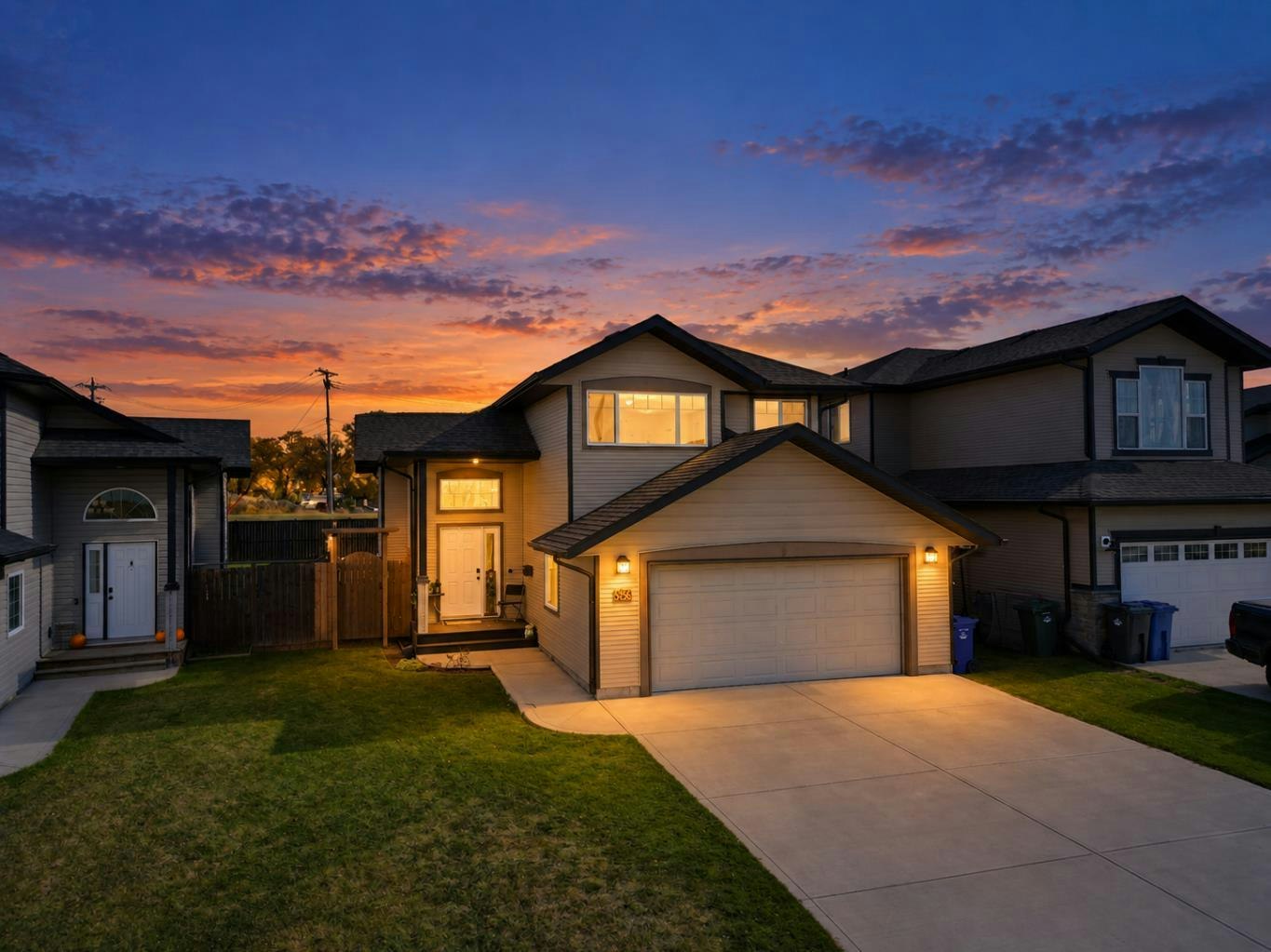 5256 48 Street Close, Innisfail, AB, T4G 0B9