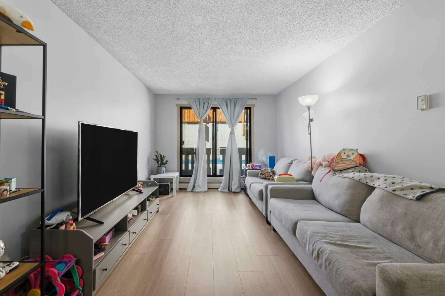 7-3911 1 Street NE, Calgary, AB, T2K 0X2