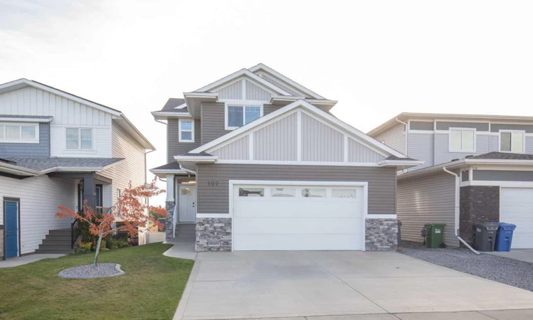 107 Vancouver Crescent