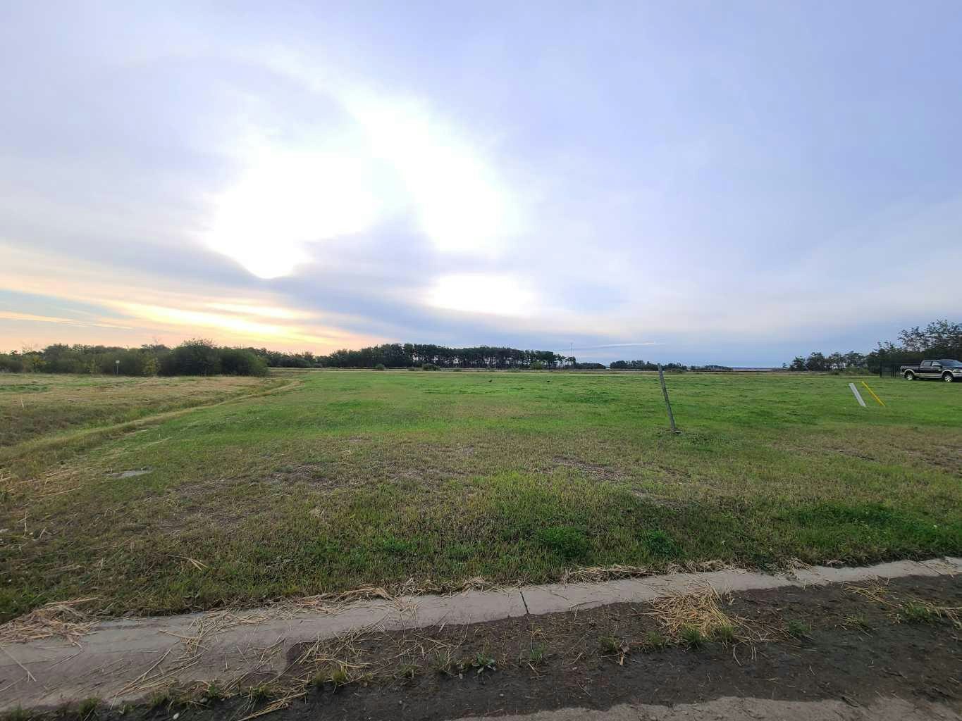 4921 59 Street, Grimshaw, AB, T0H 1W0