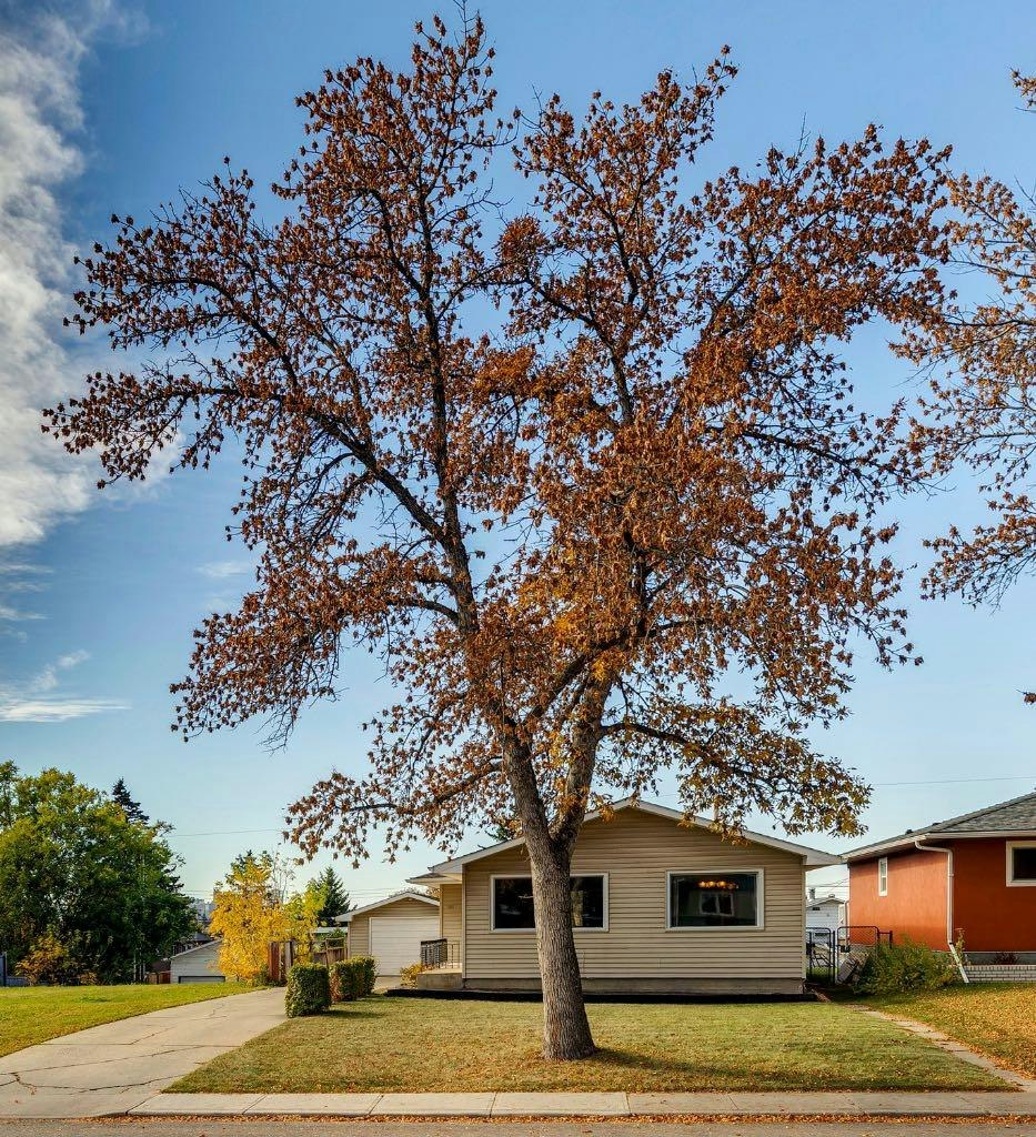 911 17a Street NE, Calgary, AB, T2E 4V2