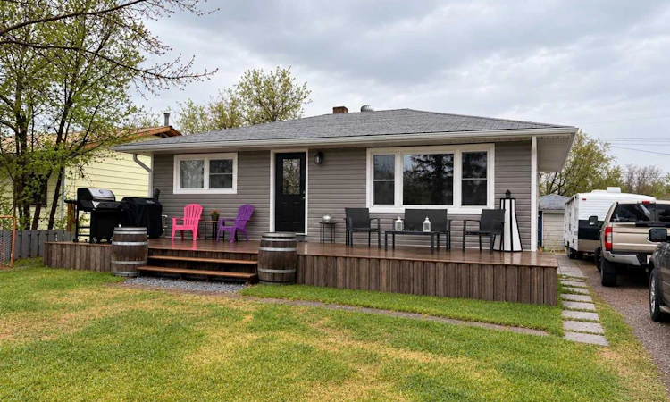 206 2nd Avenue SW