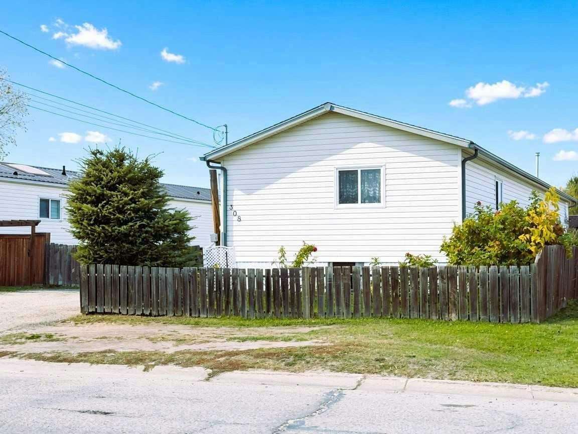308 1a Avenue SW, Slave Lake, AB, T0G 2A4