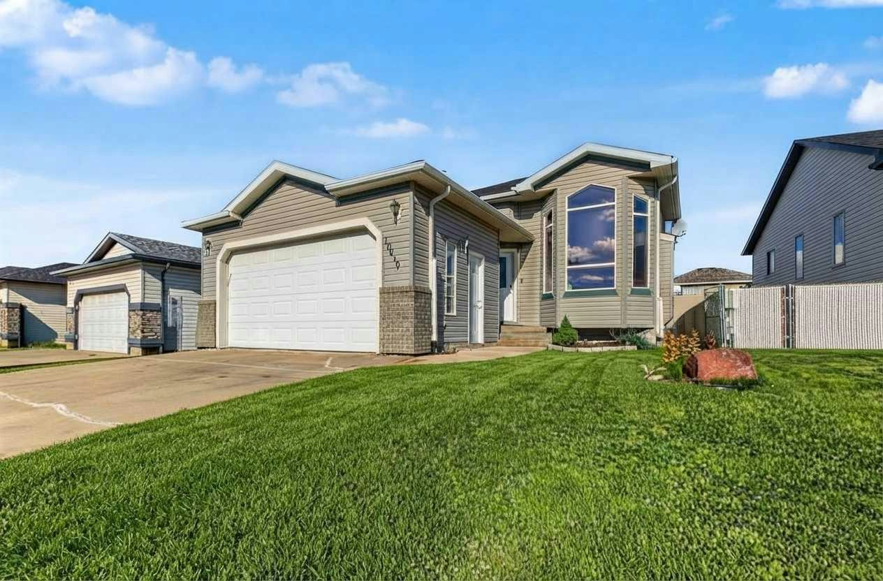 10646 Royal Oaks Drive E, Grande Prairie, AB, T8V 8G3