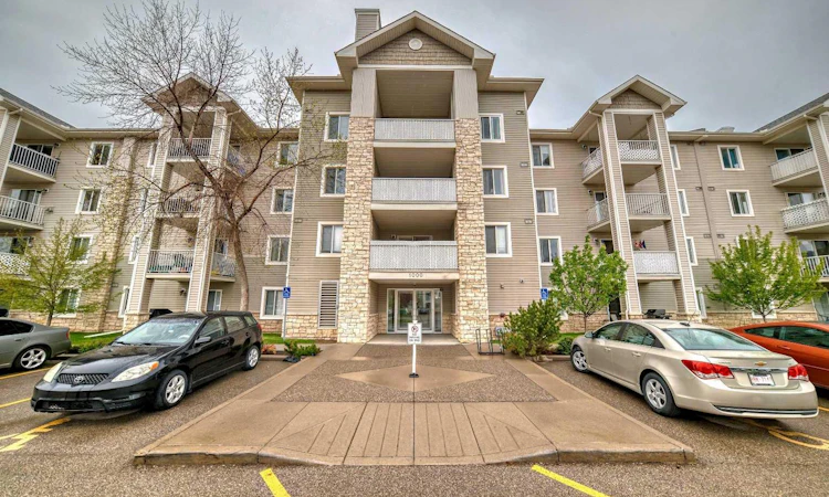 1214-16320 24 Street SW