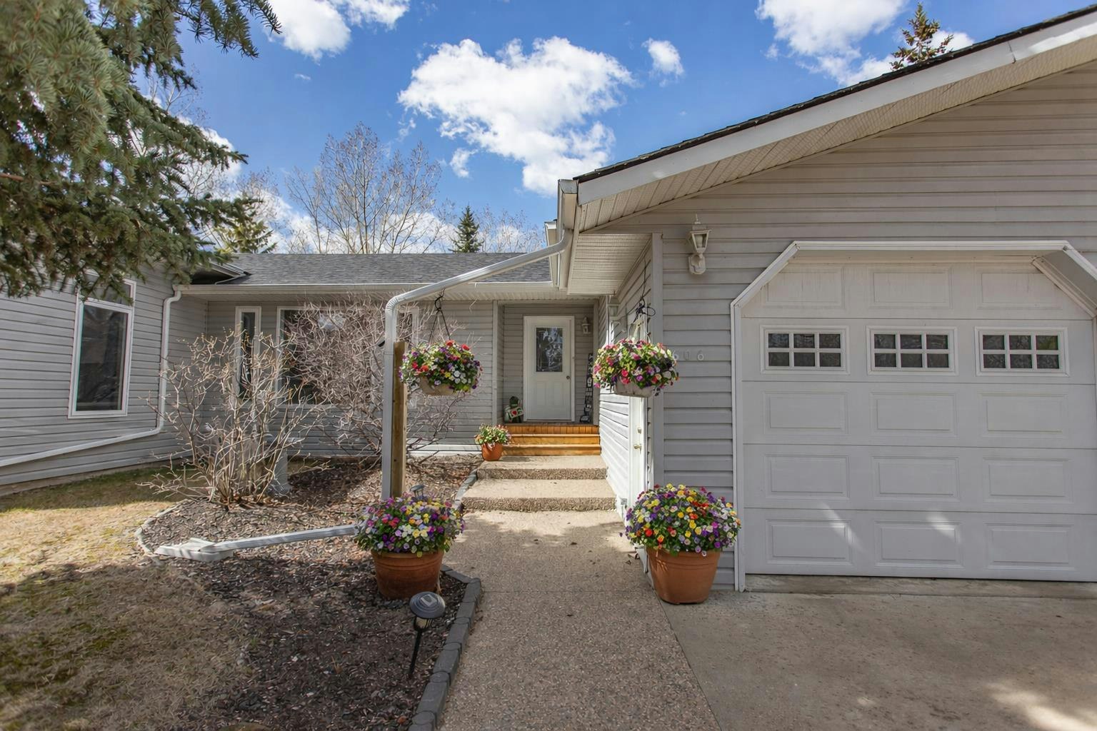 606 Pigeon Close, Camrose, AB, T0B 0H0