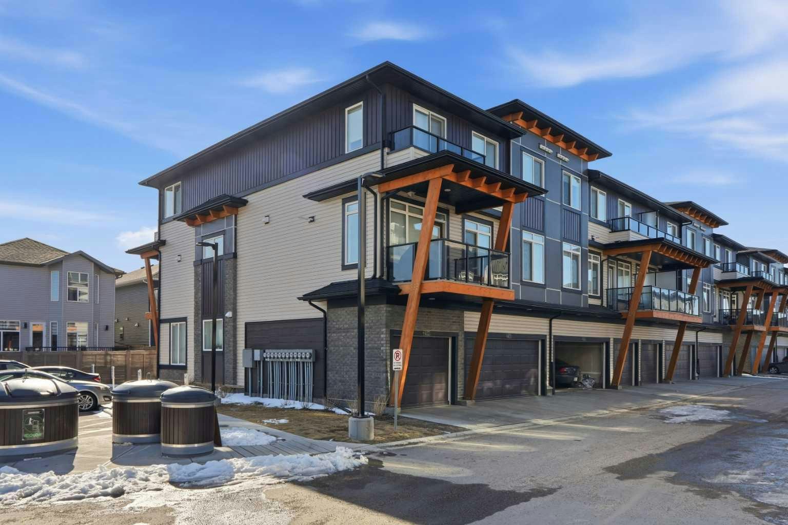 402-10060 46 Street NE, Calgary, AB, T3J 2H8