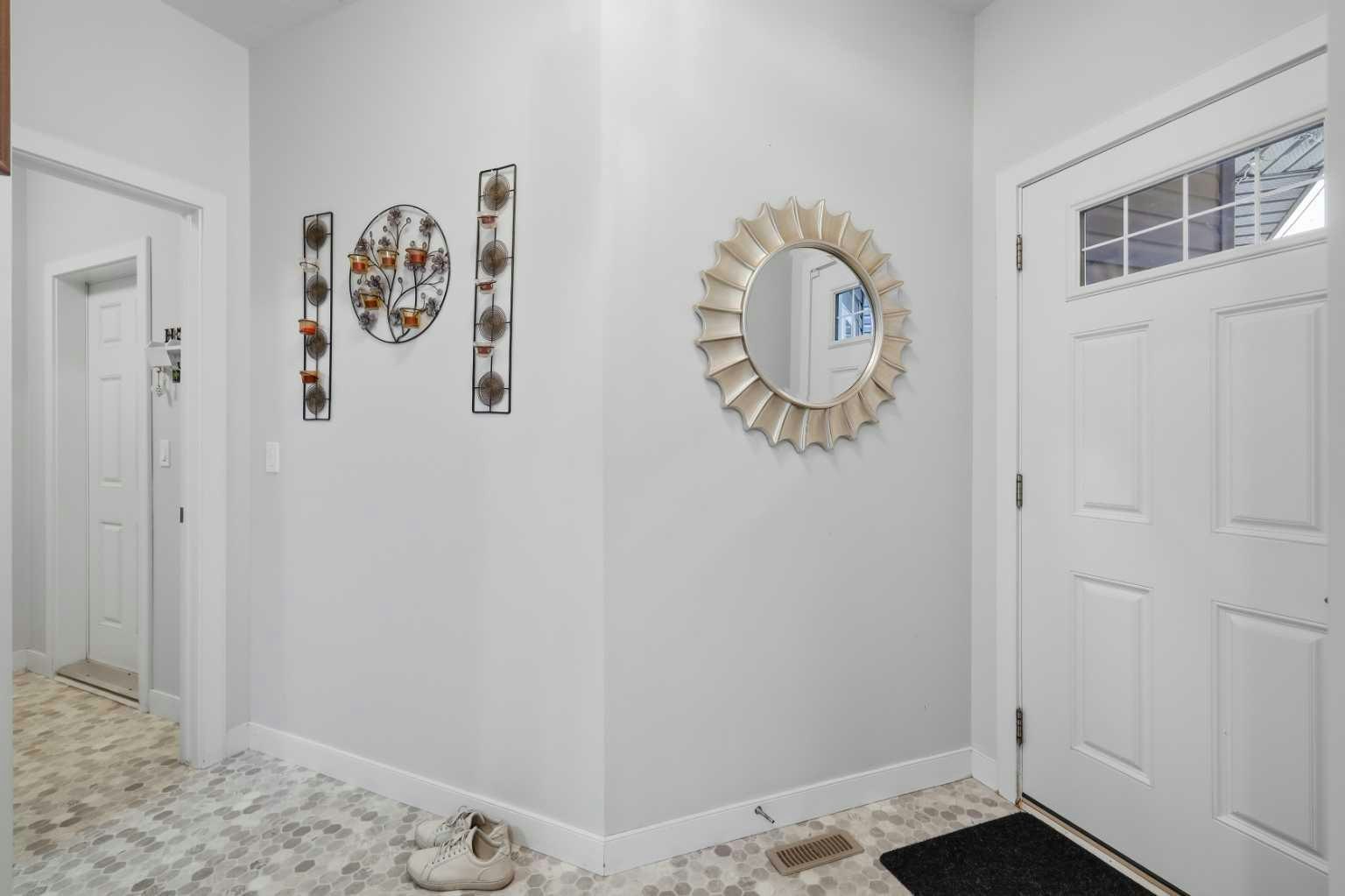 136 Van Slyke Way - 4