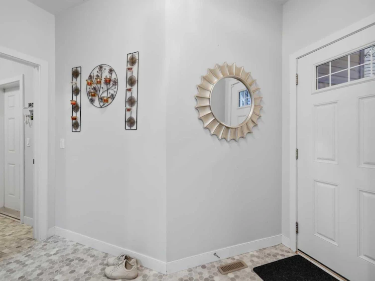 136 Van Slyke Way, Red Deer, AB, T4R 0N5 - 4