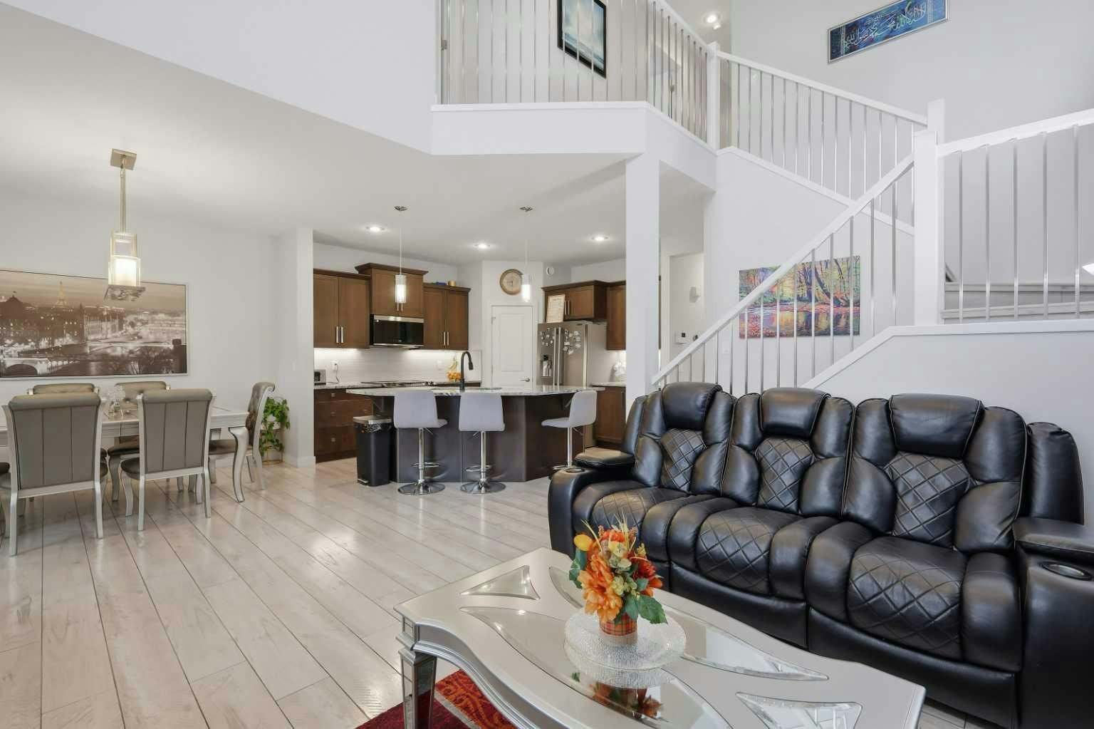 136 Van Slyke Way, Red Deer, AB, T4R 0N5 - 10