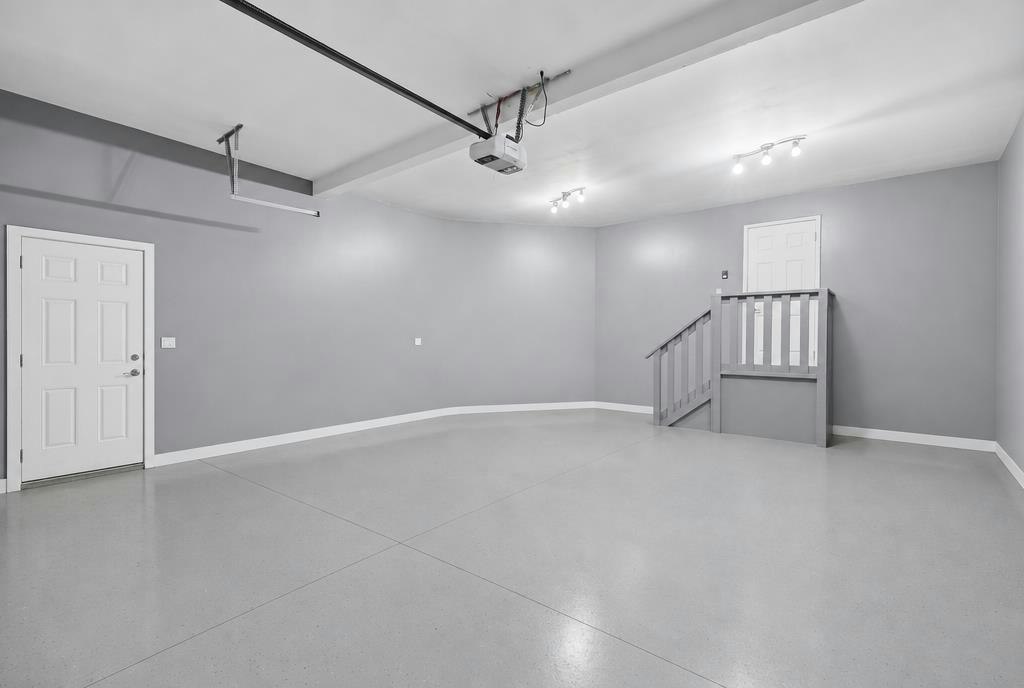 136 Van Slyke Way, Red Deer, AB, T4R 0N5 - 33