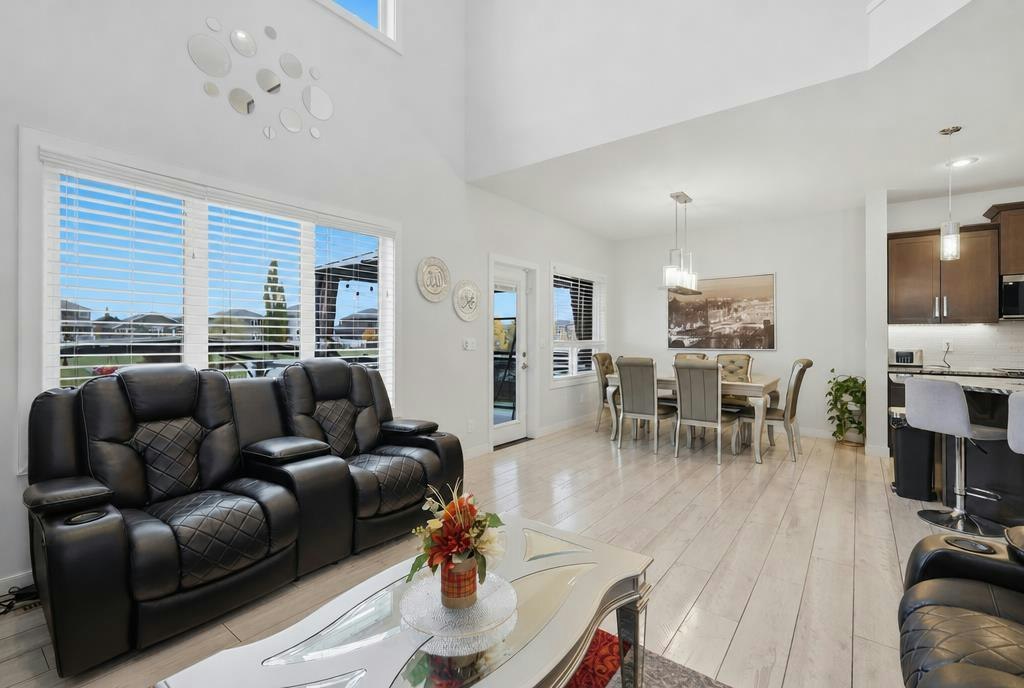 136 Van Slyke Way, Red Deer, AB, T4R 0N5 - 8