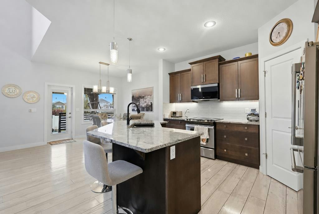 136 Van Slyke Way, Red Deer, AB, T4R 0N5 - 13