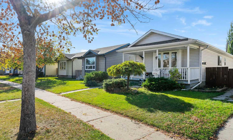 921 Erin Woods Drive SE