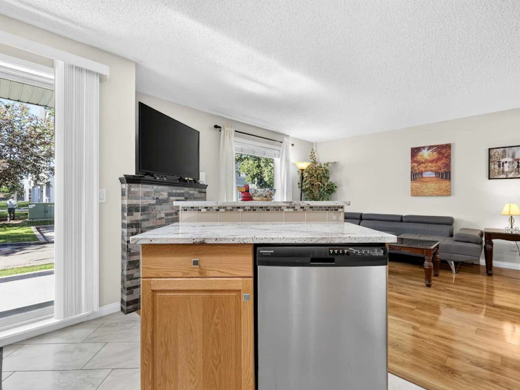 105-5105 Valleyview Park SE, Calgary, AB, T2B 3R6 - 12