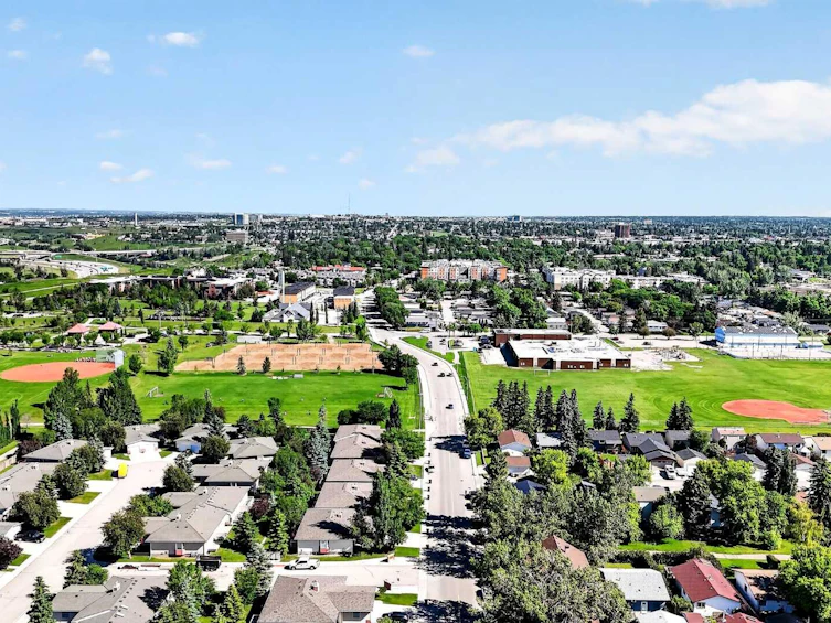 105-5105 Valleyview Park SE, Calgary, AB, T2B 3R6 - 33