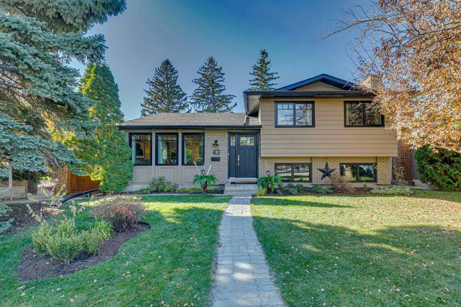 43 Lake Sundance Place SE, Calgary, AB, T2J 2S9