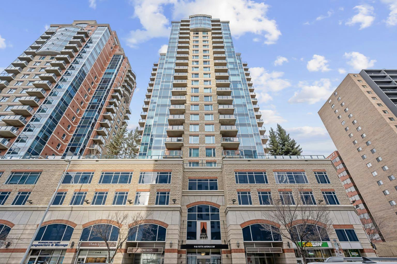 1005-910 5 Avenue SW, Calgary, AB, T2P 0C3