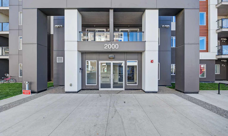 2110-4641 128 Avenue NE