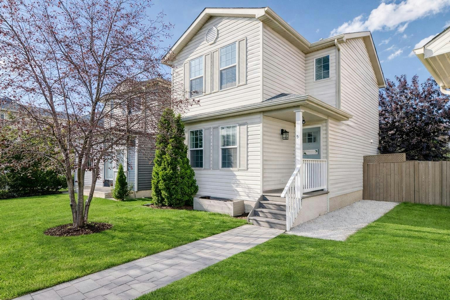 57 Martinvalley Way NE, Calgary, AB, T3J 4A2