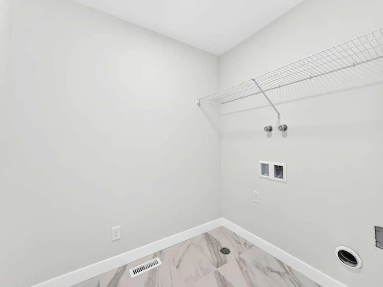 28 Veranda Boulevard SW, Calgary, AB, T2Y 0S7 - 29