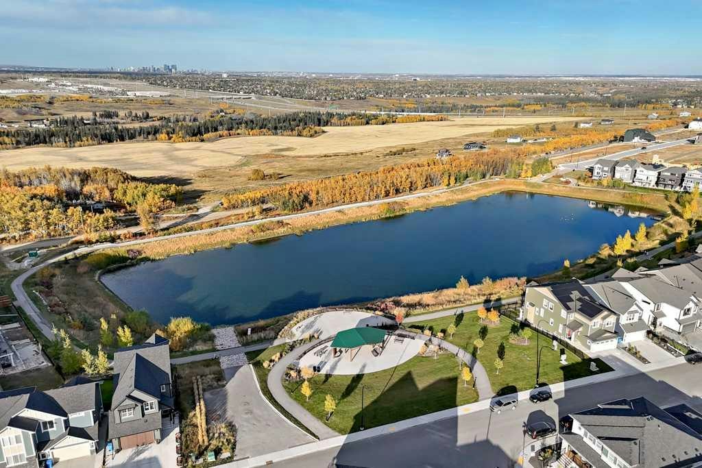 28 Veranda Boulevard SW, Calgary, AB, T2Y 0S7 - 10
