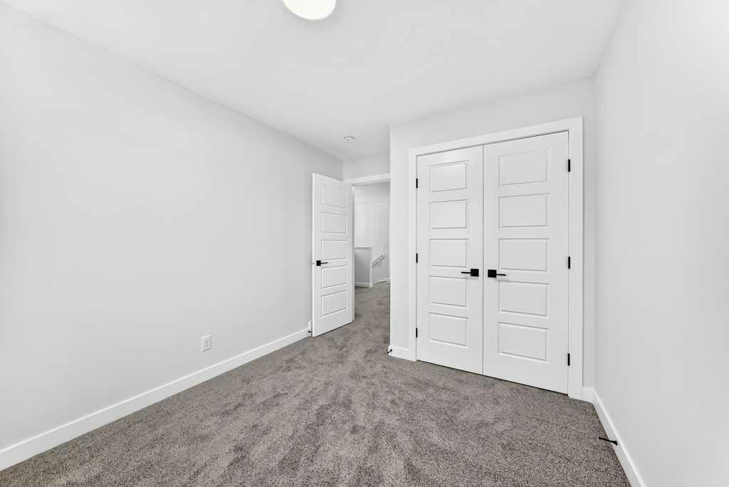 28 Veranda Boulevard SW, Calgary, AB, T2Y 0S7 - 25