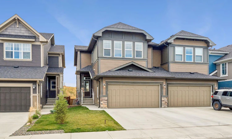 63 Fireside Crescent