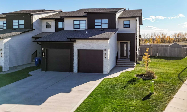35 Palmer Circle