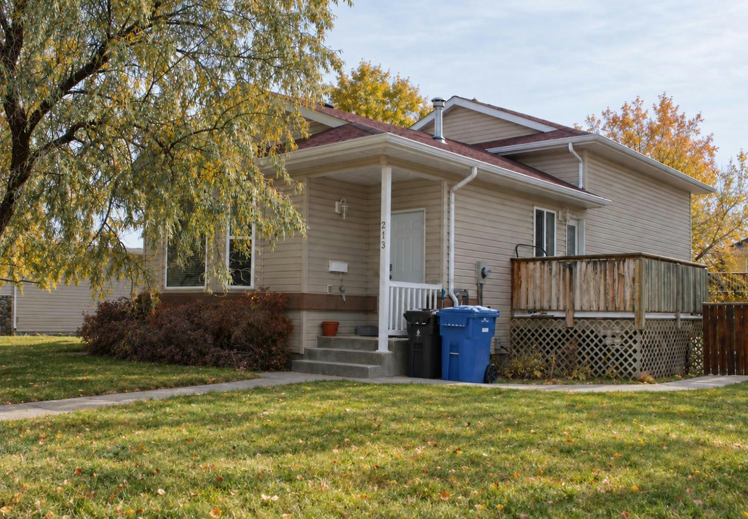 213 Chilcotin Road W, Lethbridge, AB, T1K 7N1