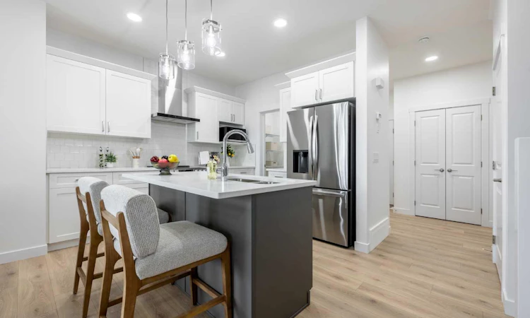 393 Sora Park SE