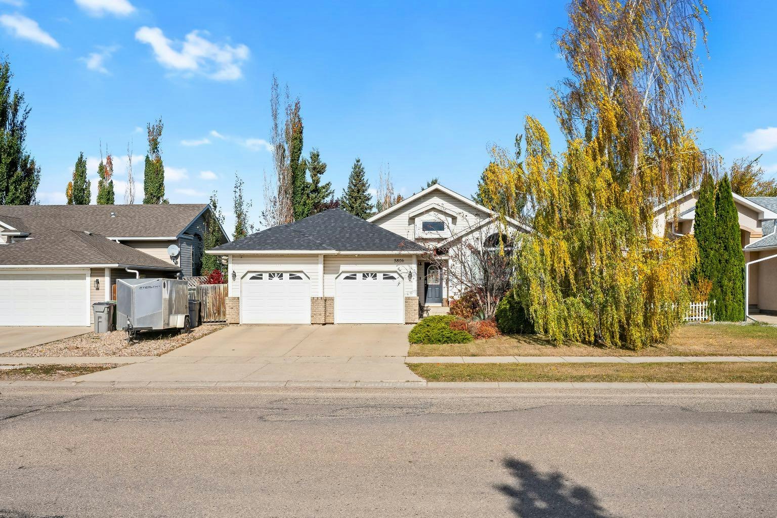 5806 23 Street, Lloydminster City West, AB, T9V 2Y6