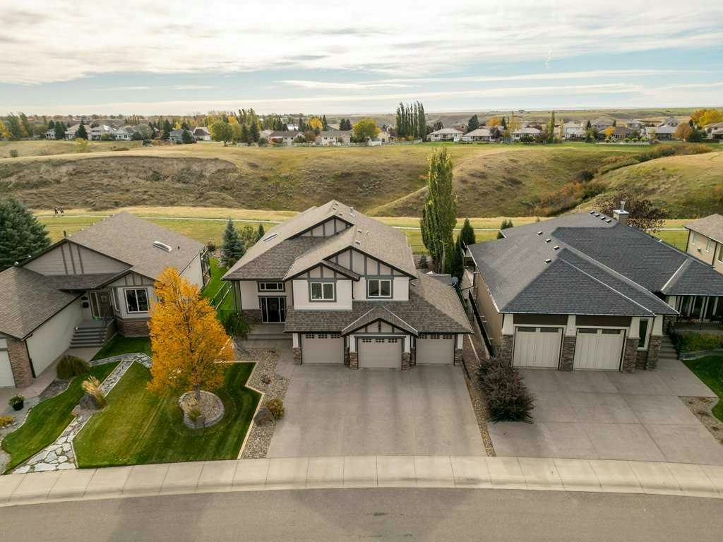 56 Canyoncrest Point W, Lethbridge, AB, T1K 7Y4