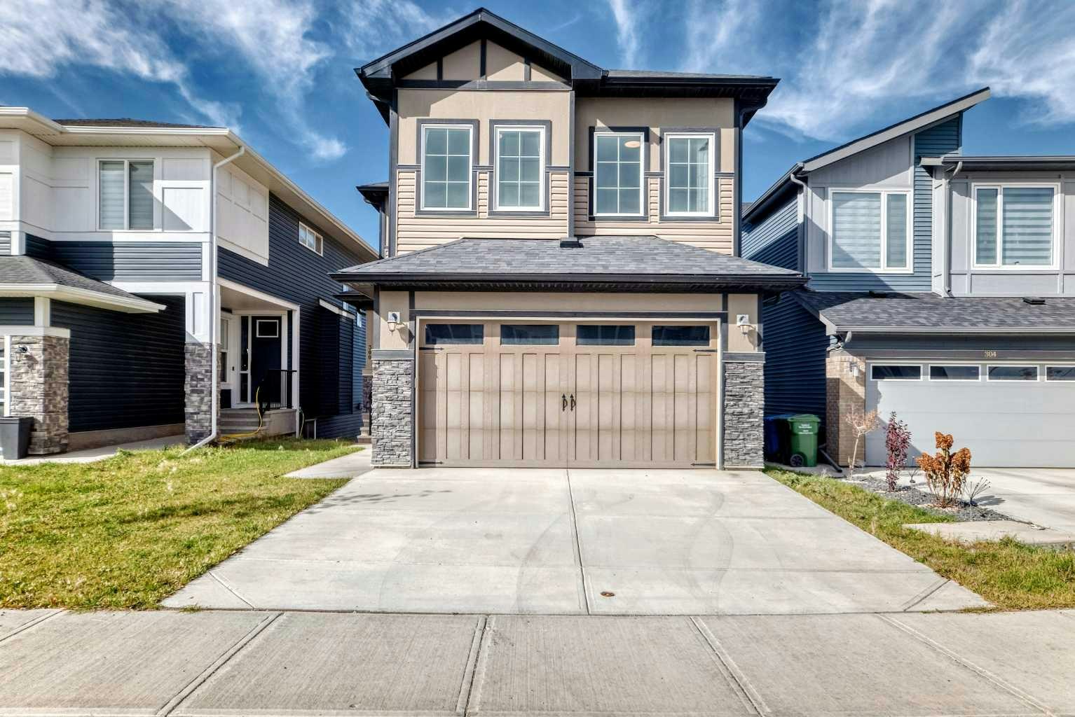 300 Carringvue Place NW, Calgary, AB, T3P 2A5