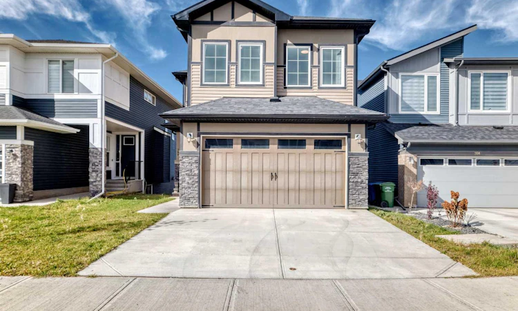 300 Carringvue Place NW