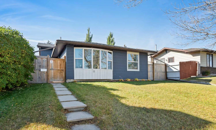 11 Berwick Hill NW