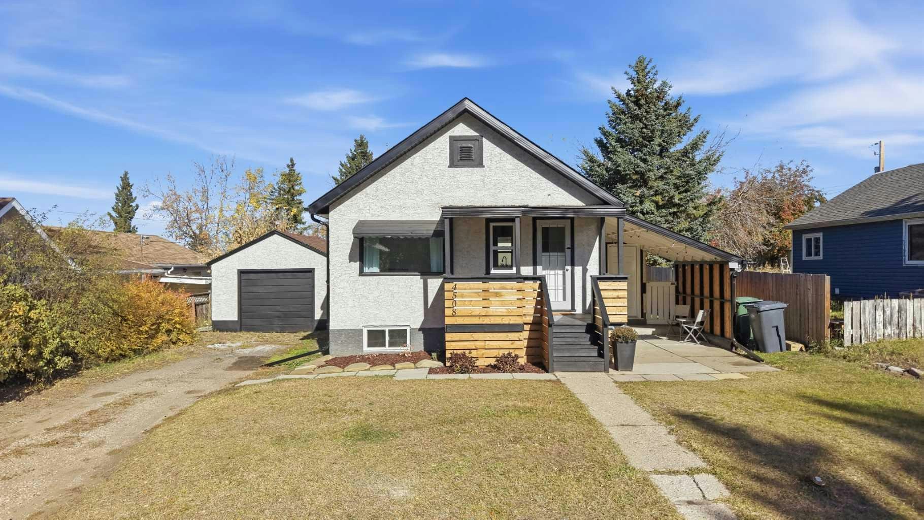 4508 42 Avenue, Ponoka, AB, T4J 1B7