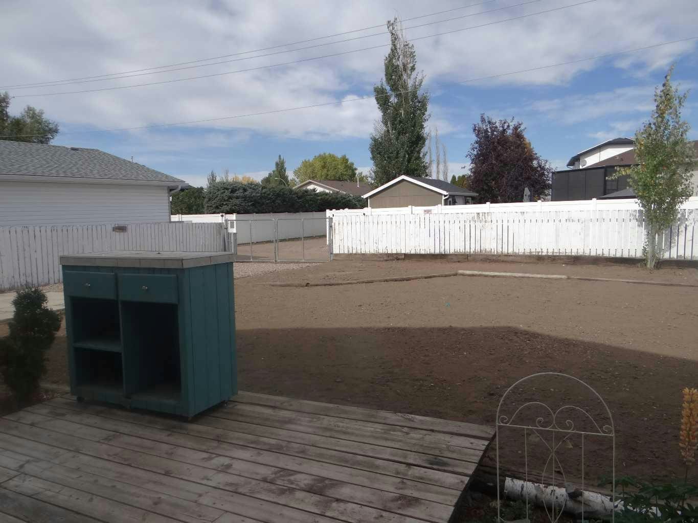 2170 Hawke Crescent NE, Medicine Hat, AB, T1C 1J7 - 9