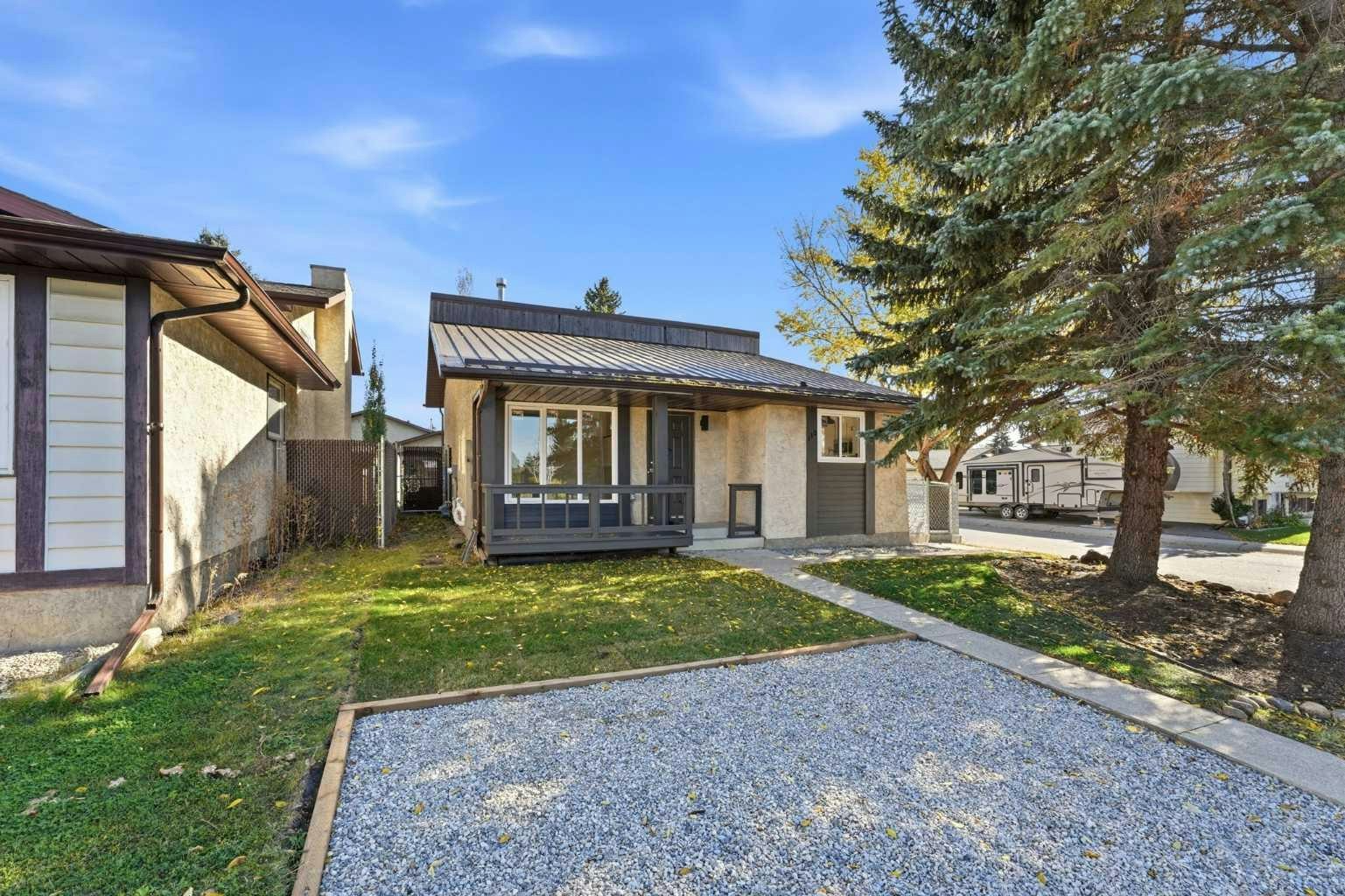 113 Chappel Drive, Red Deer, AB, T4P 2R7